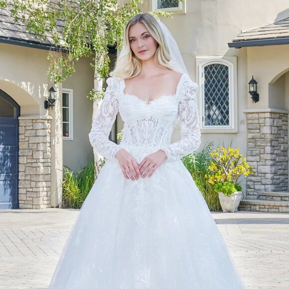 New Off White Mesh Wedding Bridal Gown w/ Short Veil & Long Sleeves GL3820 - Picture 8 of 13